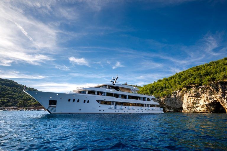 Unforgettable Croatia rolls out Starlink WiFi across fleet