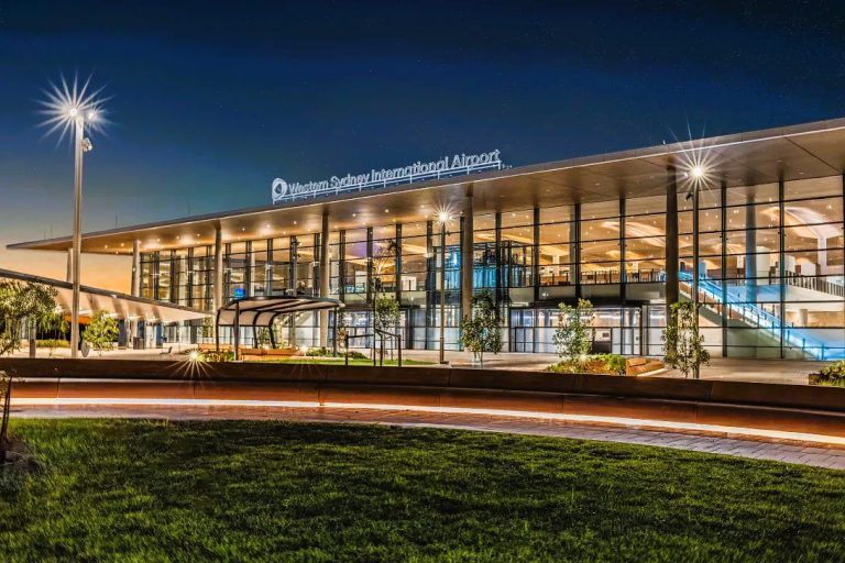 Qantas and Jetstar announce timetable to Western Sydney airport