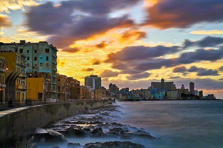 Cuba joins Mexico tourism circuit to revive visitor numbers