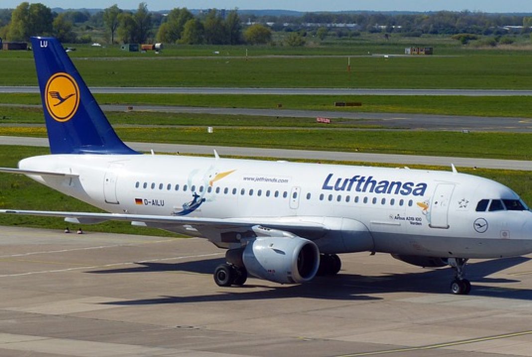 Major airlines make face masks compulsory for passengers TravelMole