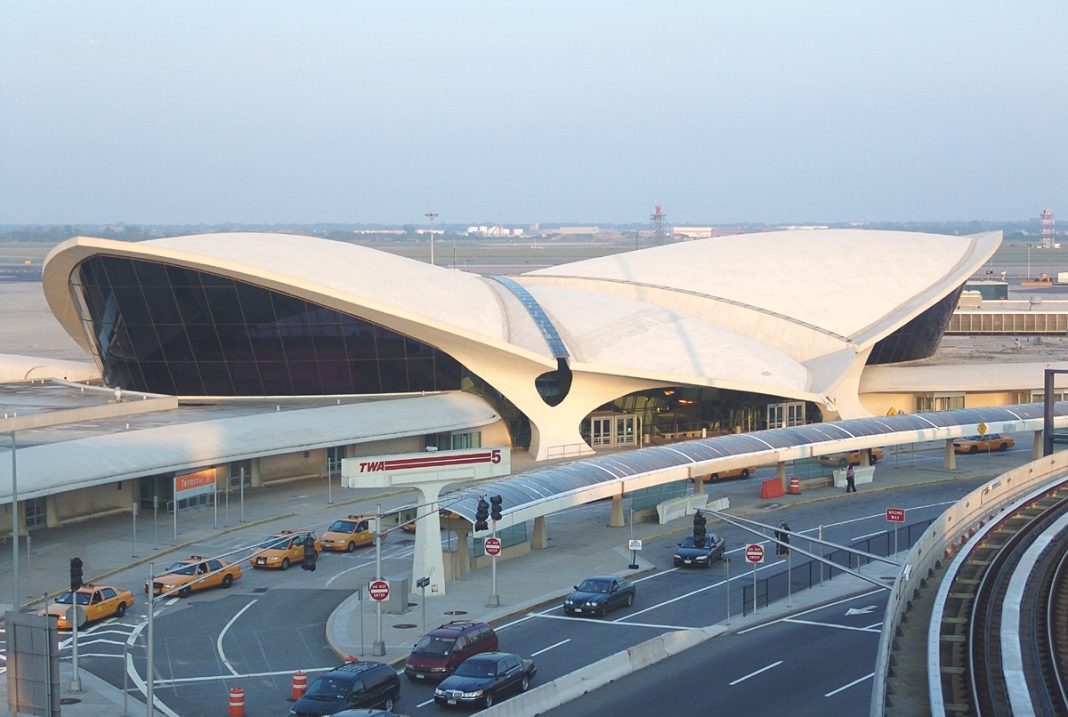New York JFK Airport Terminal 1 remains closed