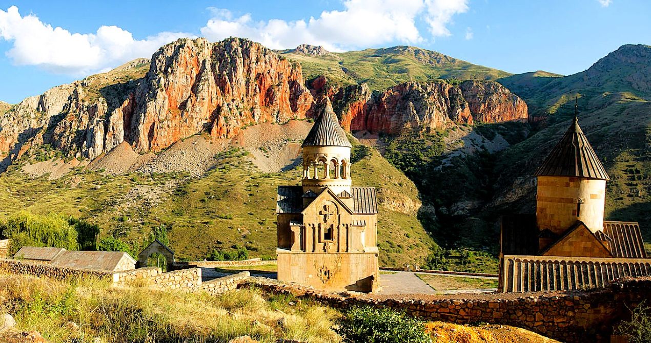 Monastero Noravank Armenia Travel Designer tour - Sito UNESCO patrimonio mondiale armeno